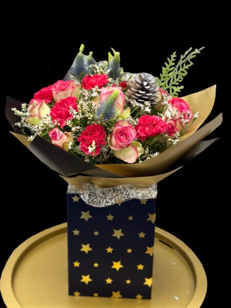Pink Christmas bouquet in the water box